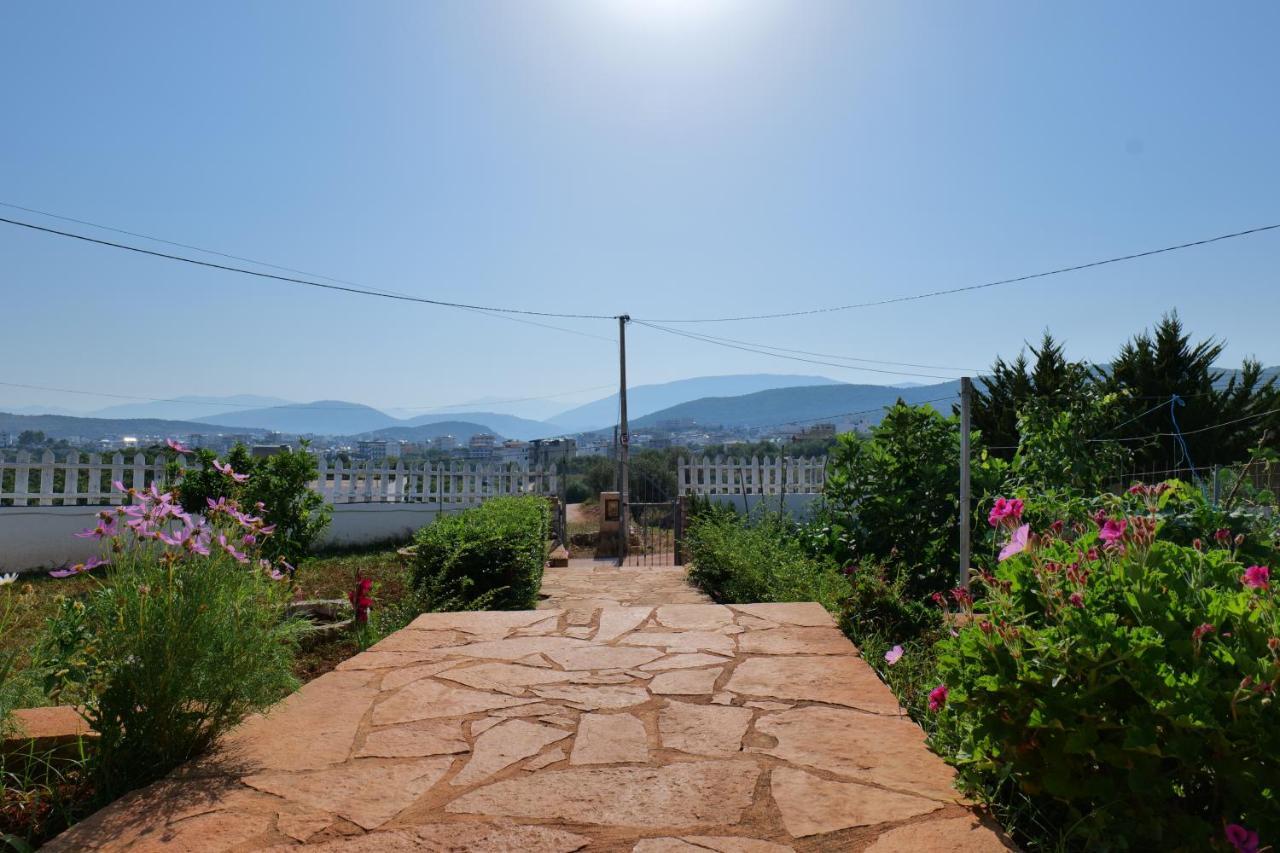 Vila Osmanaj Ksamil Luaran gambar
