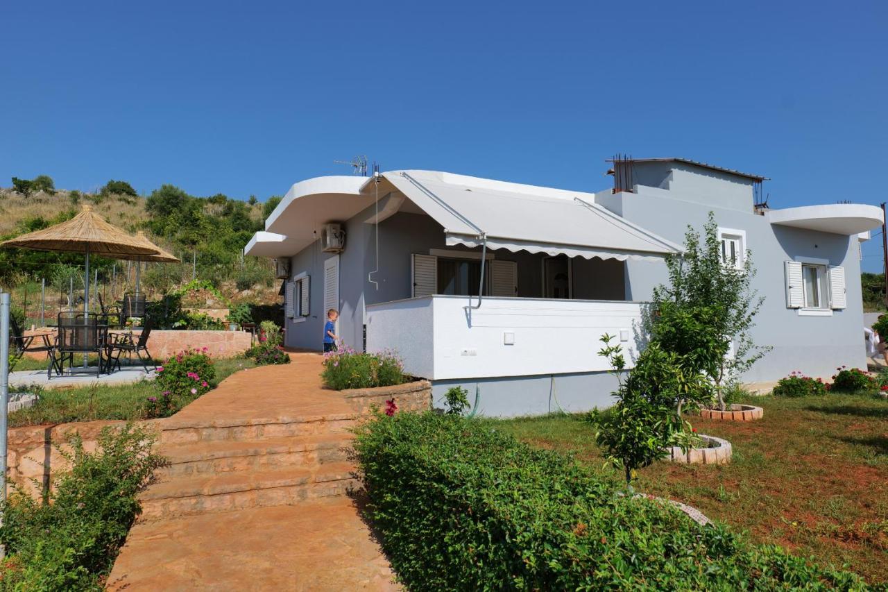 Vila Osmanaj Ksamil Luaran gambar