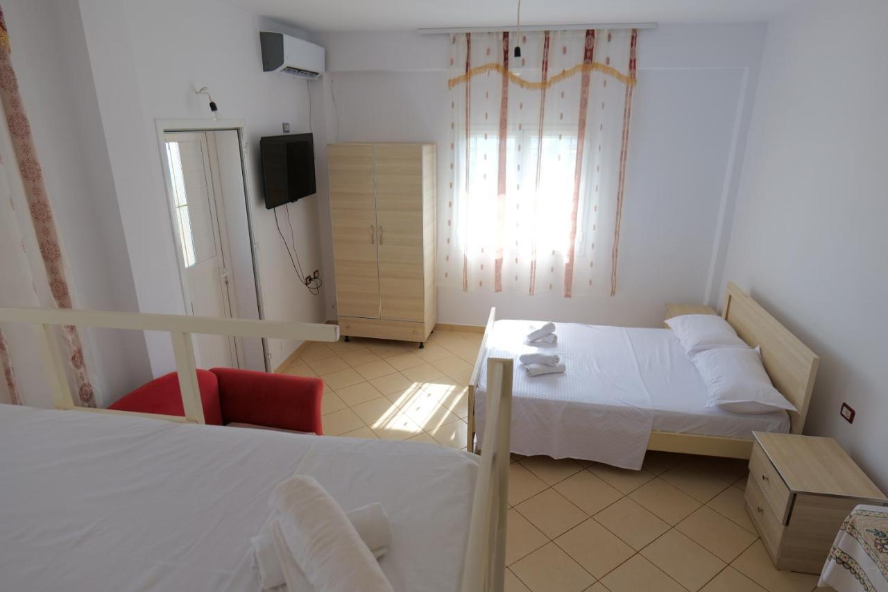 Vila Osmanaj Ksamil Luaran gambar