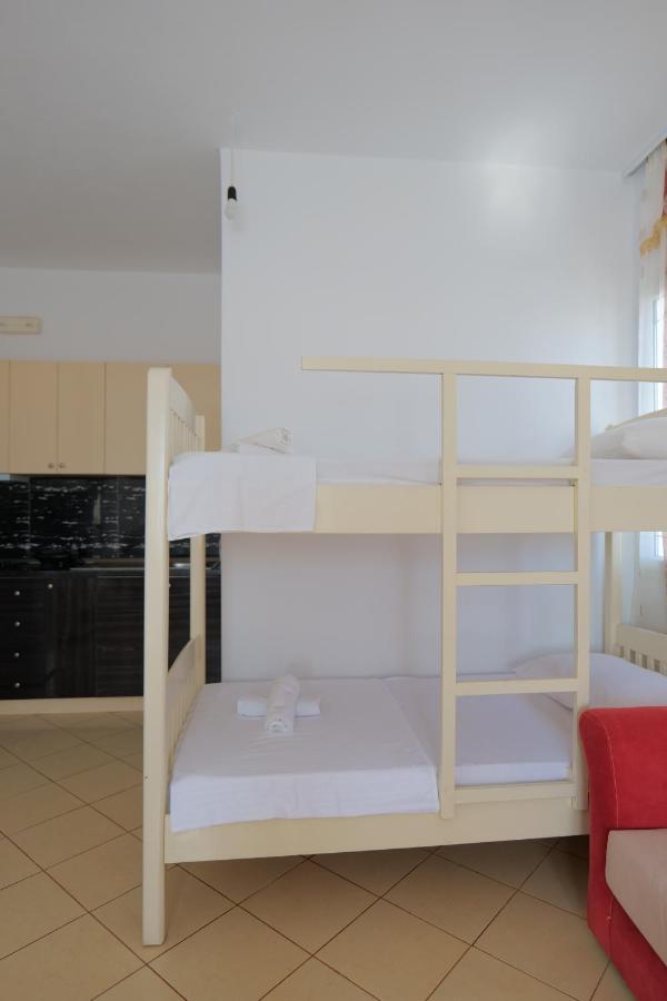 Vila Osmanaj Ksamil Luaran gambar